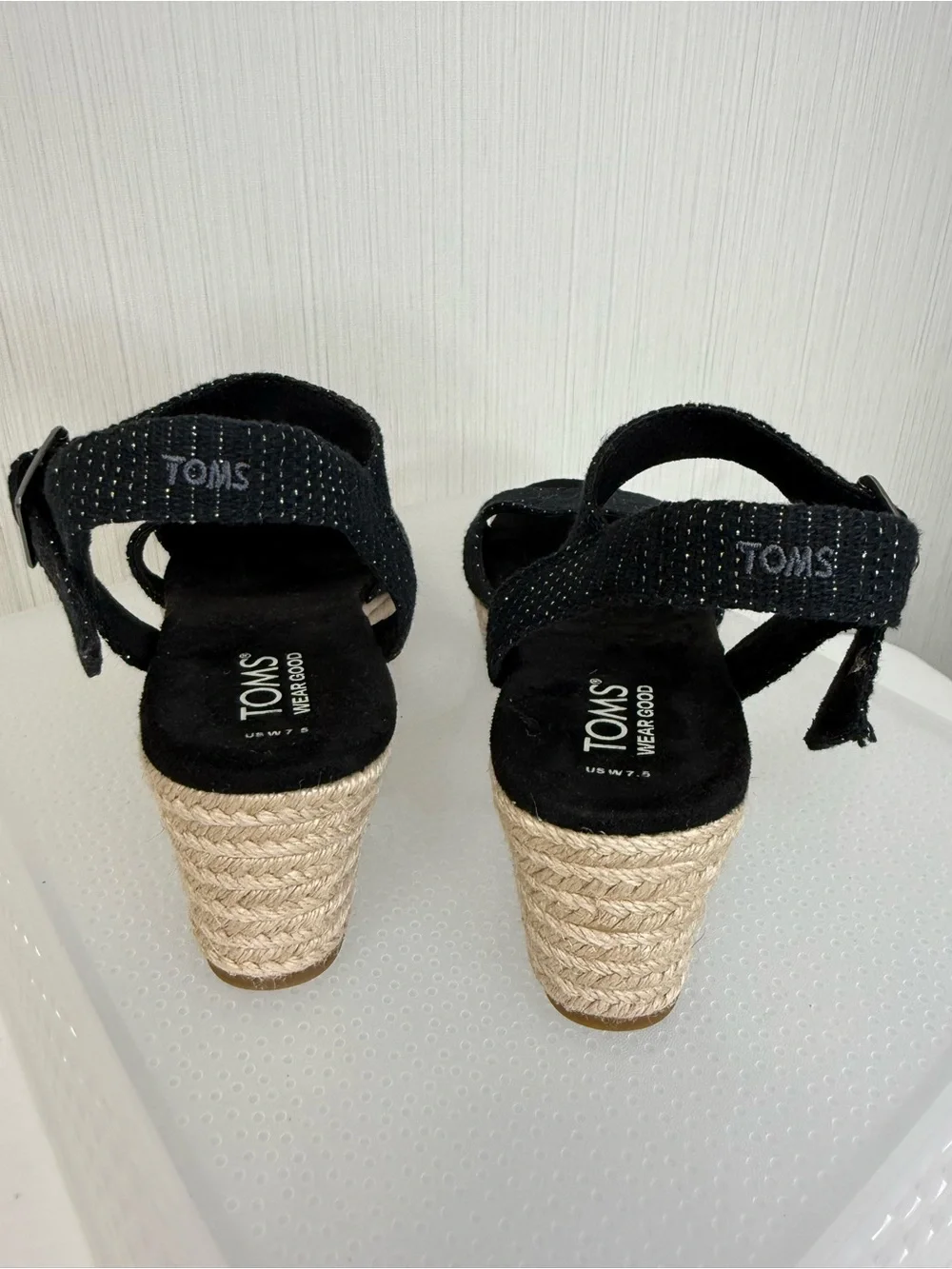 TOMS Women’s Size 7.5 Black Espadrille Wedge Sandals Ankle Strap Platform